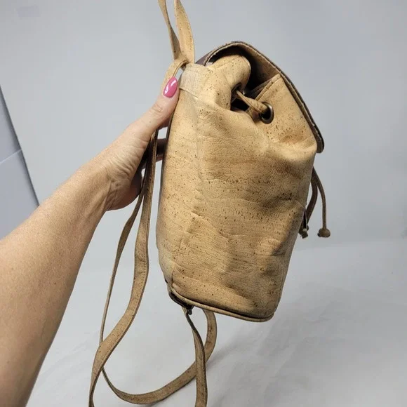 Montado Vegan Cork Backpack Two Toned Tan Brown Taco Flap Minimalist Western - Picture 7 of 12
